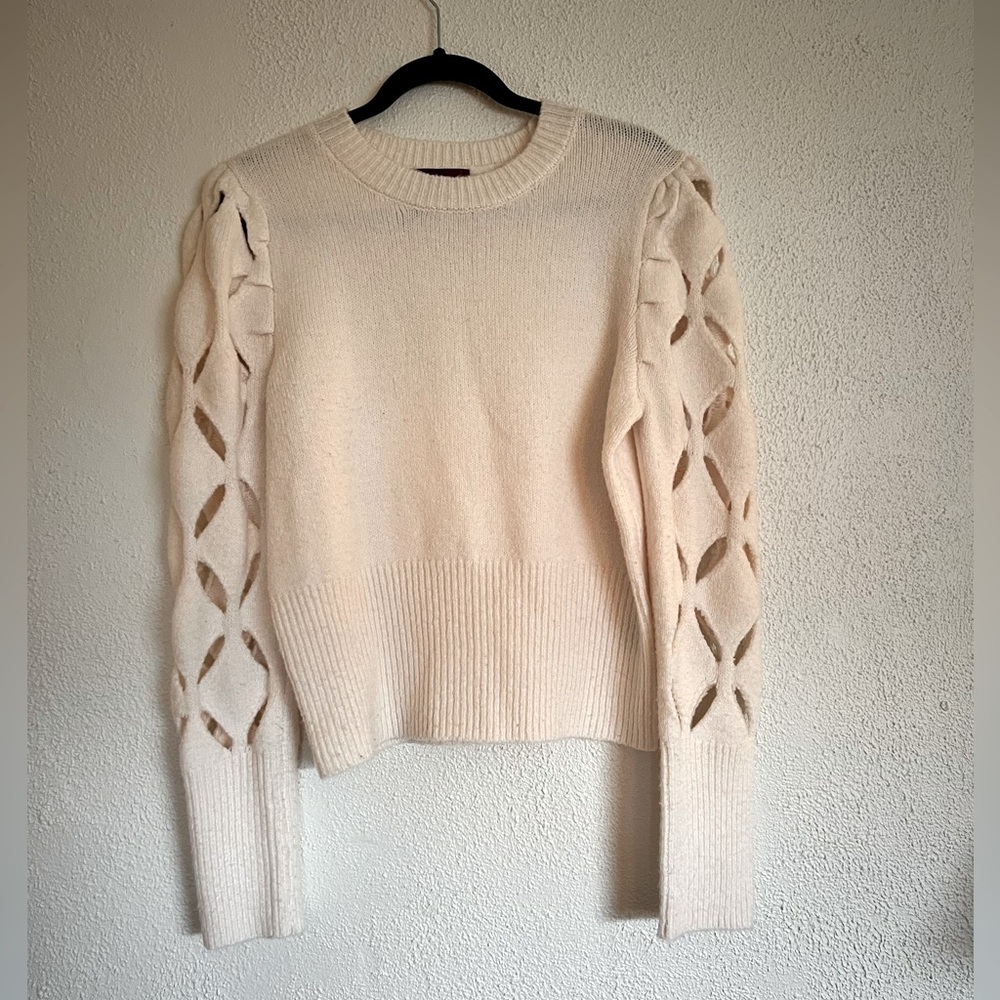 Women’s Buckle Brand Sweater